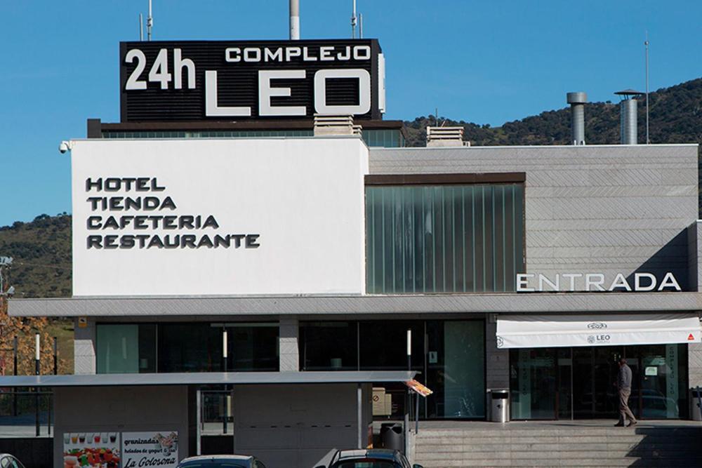 Hotel Complejo Leo 24H Monesterio Zewnętrze zdjęcie