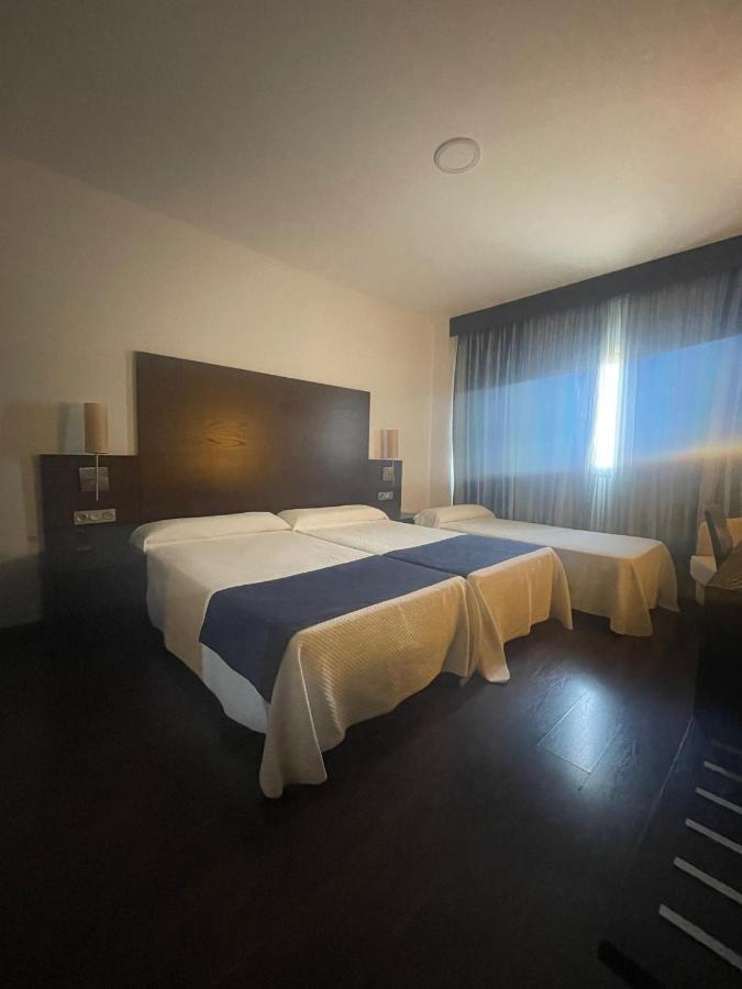 Hotel Complejo Leo 24H Monesterio Zewnętrze zdjęcie